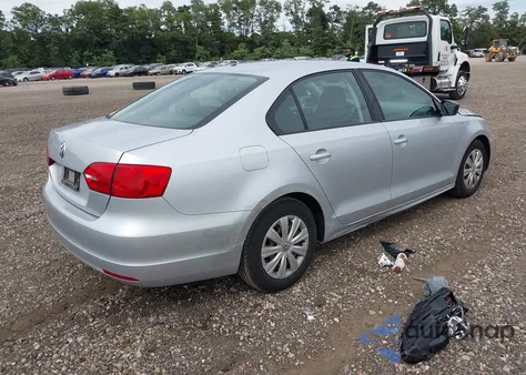 2014 Volkswagen Jetta 2.0L S из США, поврежденный, VIN 3VW2K7AJ8EM332627